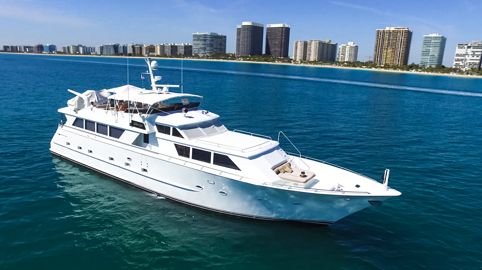hawaii private yacht charters